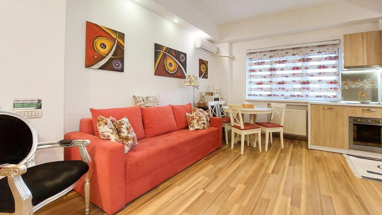 Appartement Fancy 1Bd Family Friendly In Historical Centre à Bucarest Extérieur photo
