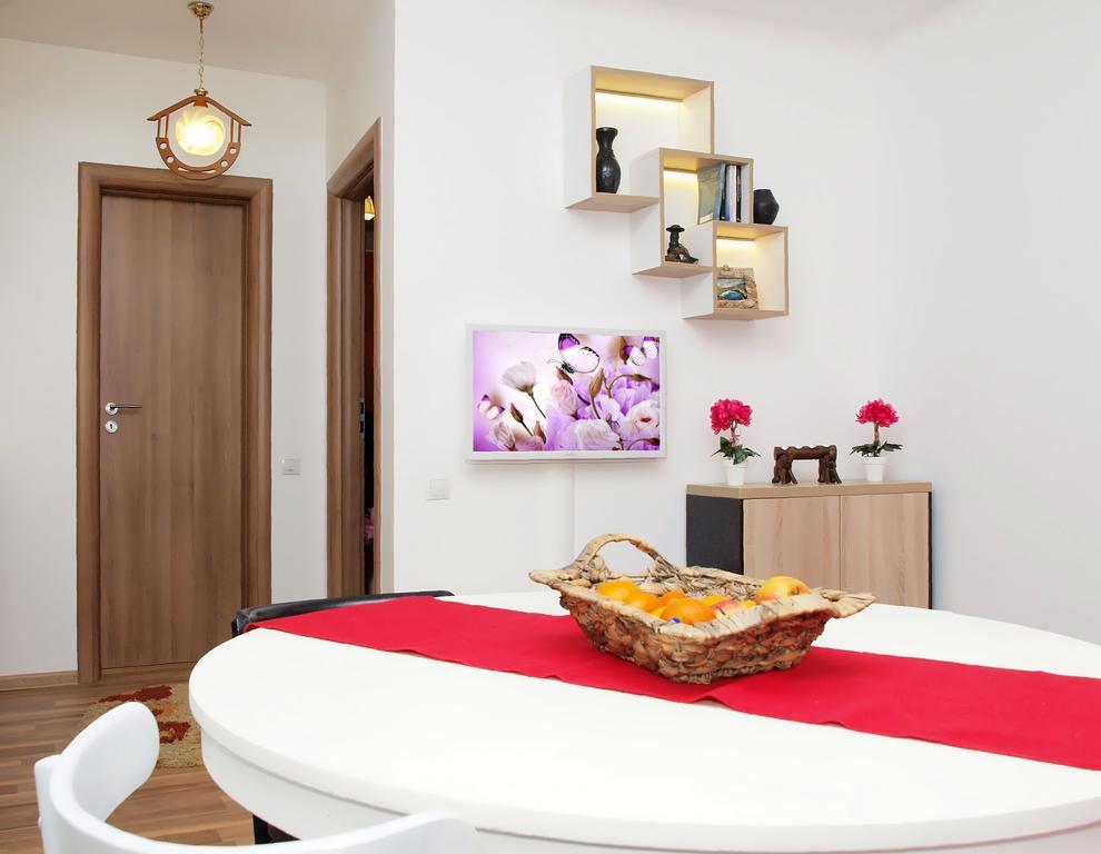 Appartement Fancy 1Bd Family Friendly In Historical Centre à Bucarest Extérieur photo