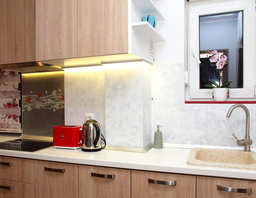 Appartement Fancy 1Bd Family Friendly In Historical Centre à Bucarest Extérieur photo