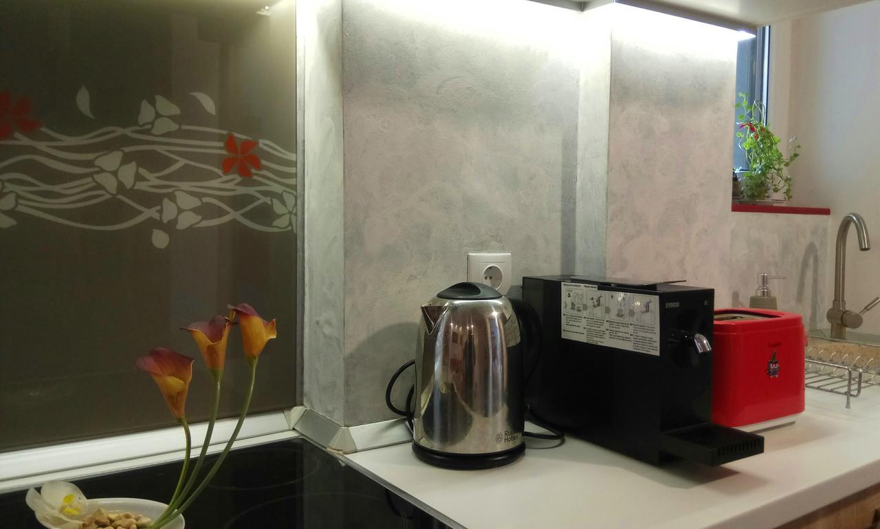 Appartement Fancy 1Bd Family Friendly In Historical Centre à Bucarest Extérieur photo
